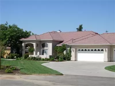 3341 Loyola, Clovis, CA 93619 photo 1