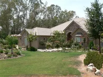 6163 N Bethel Ave, Clovis, CA 93619 photo 1