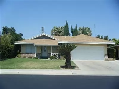 15150 W Stanislaus Ave, Kerman, CA 93630 photo 1