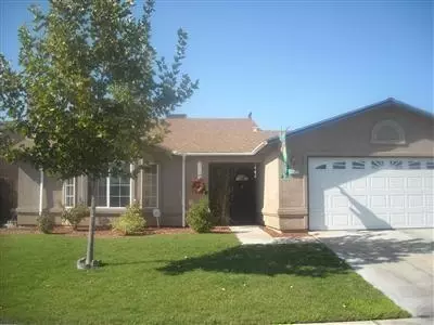 1305 Carmen Ave, Madera, CA 93638 photo 1