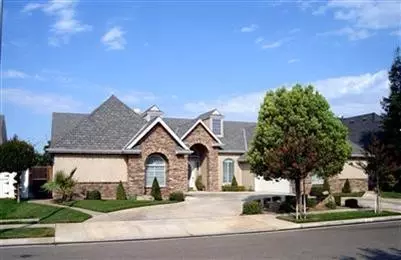 1640 N Bush Ave, Clovis, CA 93619 photo 1