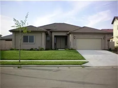 2818 Florence Ave, Sanger, CA 93657 photo 1