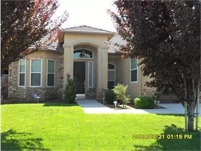 2918 Scott Ave, Clovis, CA 93611 photo 1