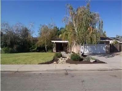 454 Bliss Ave, Clovis, CA 93611 photo 1