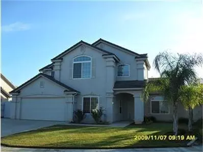 221 N Helm Ave, Clovis, CA 93612 photo 1