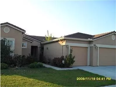 1946 Park, Clovis, CA 93611 photo 1