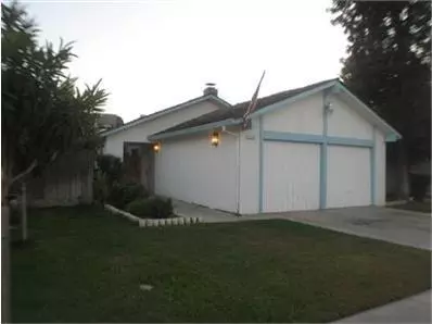 4820 E Atchison Ave, Fresno, CA 93725 photo 1