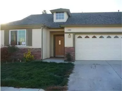 1668 Tangerine Ave, Madera, CA 93637 photo 1