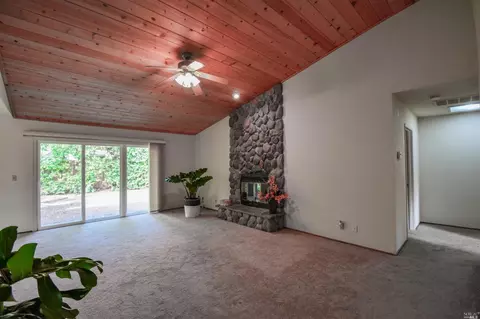 1045 Mason Ct, Dixon, CA 95620 photo 13