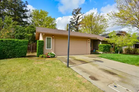 1045 Mason Ct, Dixon, CA 95620 photo 2