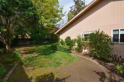 1045 Mason Ct, Dixon, CA 95620 photo 30