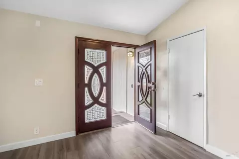 Entry Way - 755 East Ct, Dixon, CA 95620 photo 1 of 1