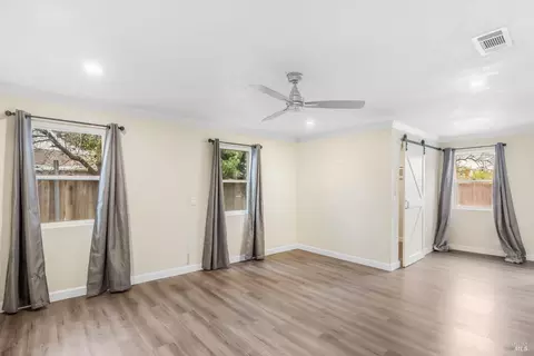 Living - 755 East Ct, Dixon, CA 95620 photo 4 of 4