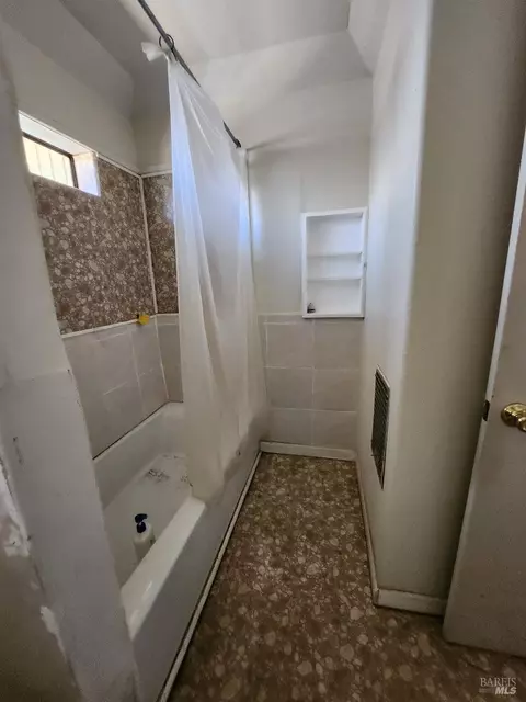 13730 Arrowhead Rd, Clearlake, CA 95422 photo 3