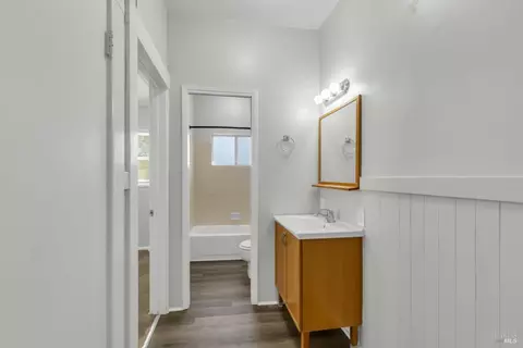 Bath - 1218 El Dorado St, Vallejo, CA 94590 photo 1 of 5