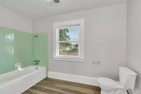 Bath - 1218 El Dorado St, Vallejo, CA 94590 photo 4 of 5