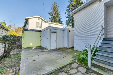 Exterior - 1218 El Dorado St, Vallejo, CA 94590 photo 7 of 12