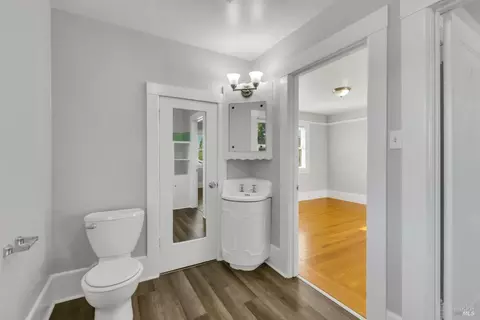 Bath - 1218 El Dorado St, Vallejo, CA 94590 photo 5 of 5