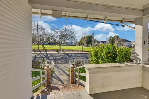 Exterior - 1218 El Dorado St, Vallejo, CA 94590 photo 5 of 12