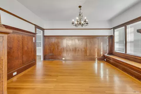 Entry Way - 1218 El Dorado St, Vallejo, CA 94590 photo 1 of 3