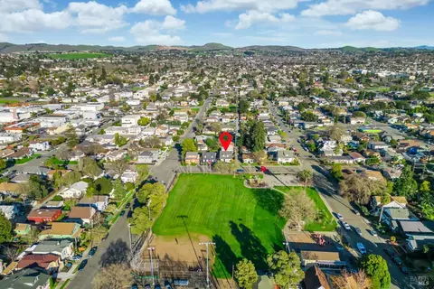 View/Area - 1218 El Dorado St, Vallejo, CA 94590 photo 3 of 4