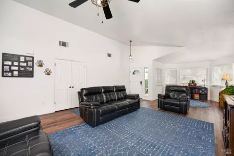Living - 1350 Rehrmann Dr, Dixon, CA 95620 photo 3 of 5