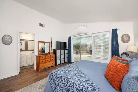 Bedroom - 1350 Rehrmann Dr, Dixon, CA 95620 photo 3 of 12