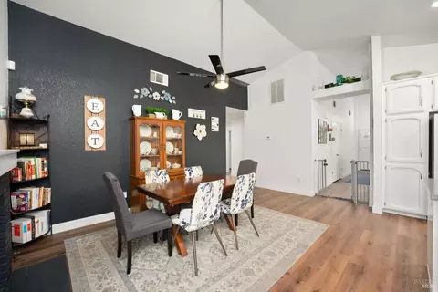 Dining - 1350 Rehrmann Dr, Dixon, CA 95620 photo 4 of 6