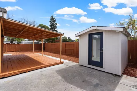 Exterior - 1143 Mockingbird Ln, Fairfield, CA 94533 photo 10 of 10