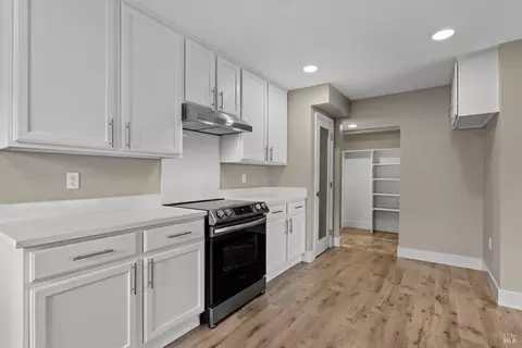Kitchen - 1143 Mockingbird Ln, Fairfield, CA 94533 photo 3 of 4
