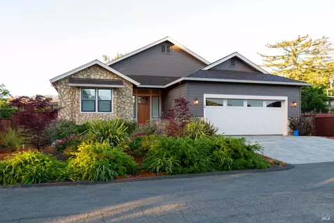 2 Thomas Ct, Novato, CA 94947 photo 1