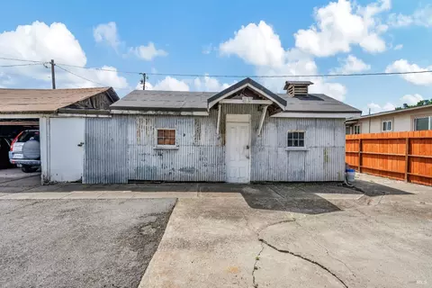 Exterior - 1911 Broadway St, Vallejo, CA 94589 photo 7 of 11
