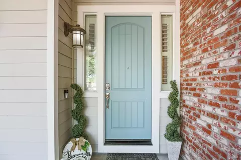 Entry Way - 9010 Starr Rd, Windsor, CA 95492 photo 1 of 8