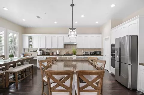Kitchen - 9010 Starr Rd, Windsor, CA 95492 photo 2 of 5