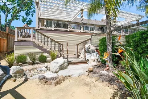 Exterior - 9010 Starr Rd, Windsor, CA 95492 photo 17 of 21