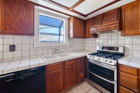 166 Plov Way, Vallejo, CA 94590 photo 42