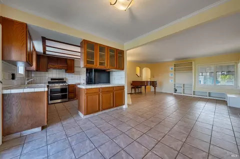 166 Plov Way, Vallejo, CA 94590 photo 34