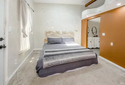 Bedroom - 901 Lassen St, Vallejo, CA 94591 photo 2 of 2