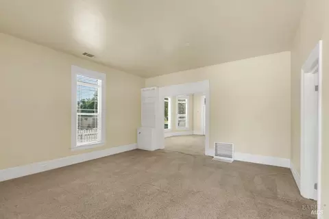 311 S 1st St, Dixon, CA 95620 photo 5