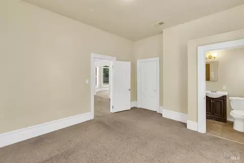 311 S 1st St, Dixon, CA 95620 photo 9