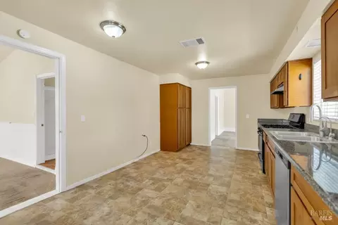 311 S 1st St, Dixon, CA 95620 photo 19