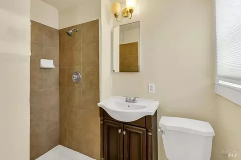 311 S 1st St, Dixon, CA 95620 photo 10