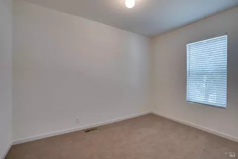 Bedroom - 18 Terrace Dr #18, Cotati, CA 94931 photo 5 of 9