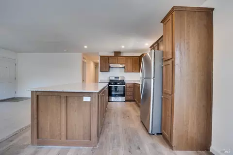 Kitchen - 18 Terrace Dr #18, Cotati, CA 94931 photo 2 of 3