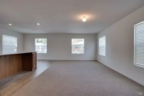 Living - 18 Terrace Dr #18, Cotati, CA 94931 photo 4 of 4