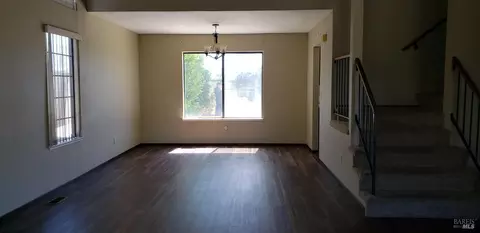 Living - 452 N Regatta Dr, Vallejo, CA 94591 photo 3 of 6