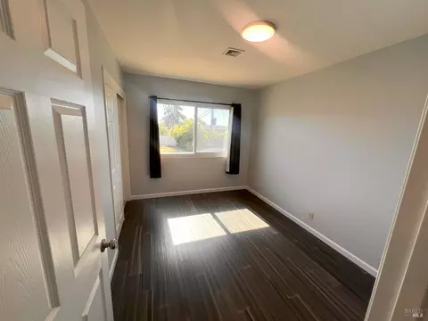 550 Lockwood Dr, Vallejo, CA 94591 photo 11