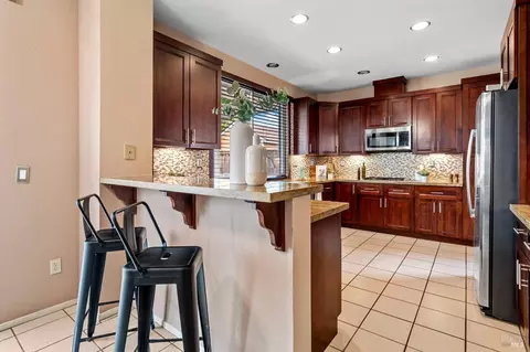 1015 Sandhurst Dr, Vallejo, CA 94591 photo 17