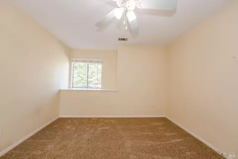 Bedroom - 1550 Mccormack Ct, Dixon, CA 95620 photo 11 of 11