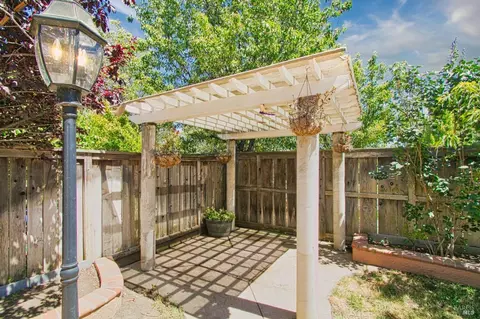 2461 Sheldon Dr, Fairfield, CA 94533 photo 31